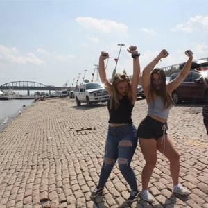 Meet your Posher, Sierra